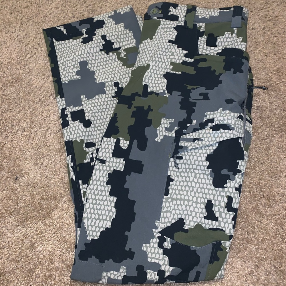 KUIU attack pant